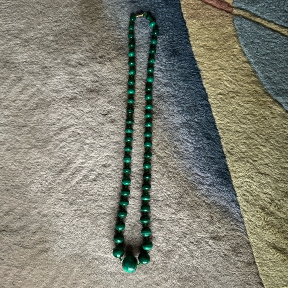 Natural malachite neckless - Picture 8 of 9